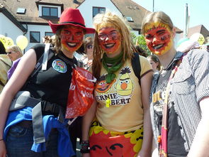 爱游戏直播官网 -德布劳内回归赛场，势不可挡首场状态亮眼，IG观众沸腾！